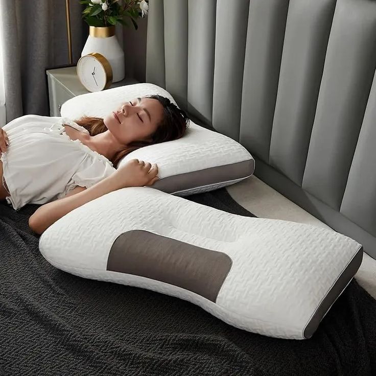 NocteForm™ — Almohada Ortopédica de Soporte Cervical Profundo